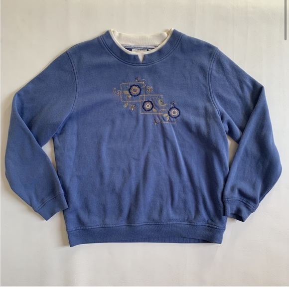 Baxter and Wells Vintage Embroidered Crewneck Sweatshirt Blue - Picture 2 of 3